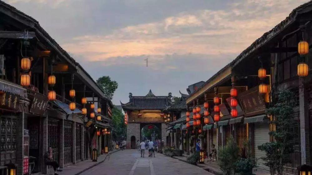 “嘴替”赢得喝彩说明了什么